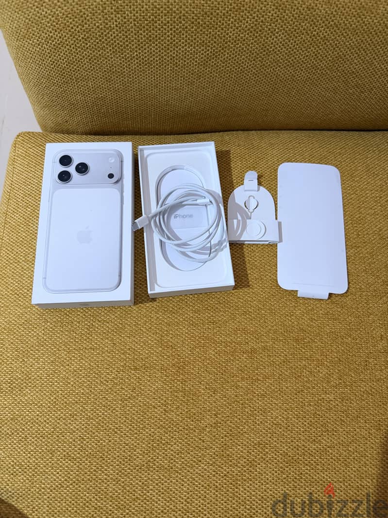 Apple - iPhone 17 Pro Max 11