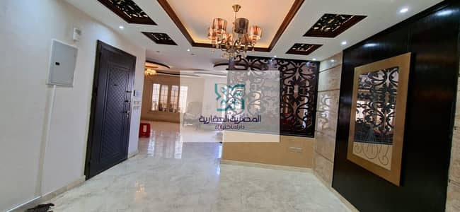 #شقه_للايجار  ( بالمطبخ والتكييفات )  المعراج العلوى بالقرب من #كارفور #والدائري  مساحه 230 متر  دور 4