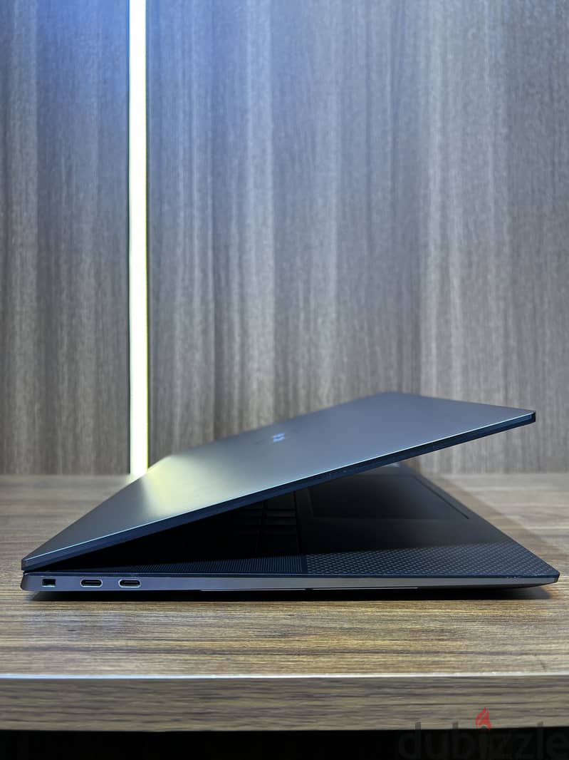 Dell precision 5550 3