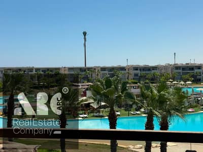 Chalet for sale in Amwaj - great deal   3 bedrooms, including 1 master bedroom, and 2 bathrooms   Very prime location on Costa Lake