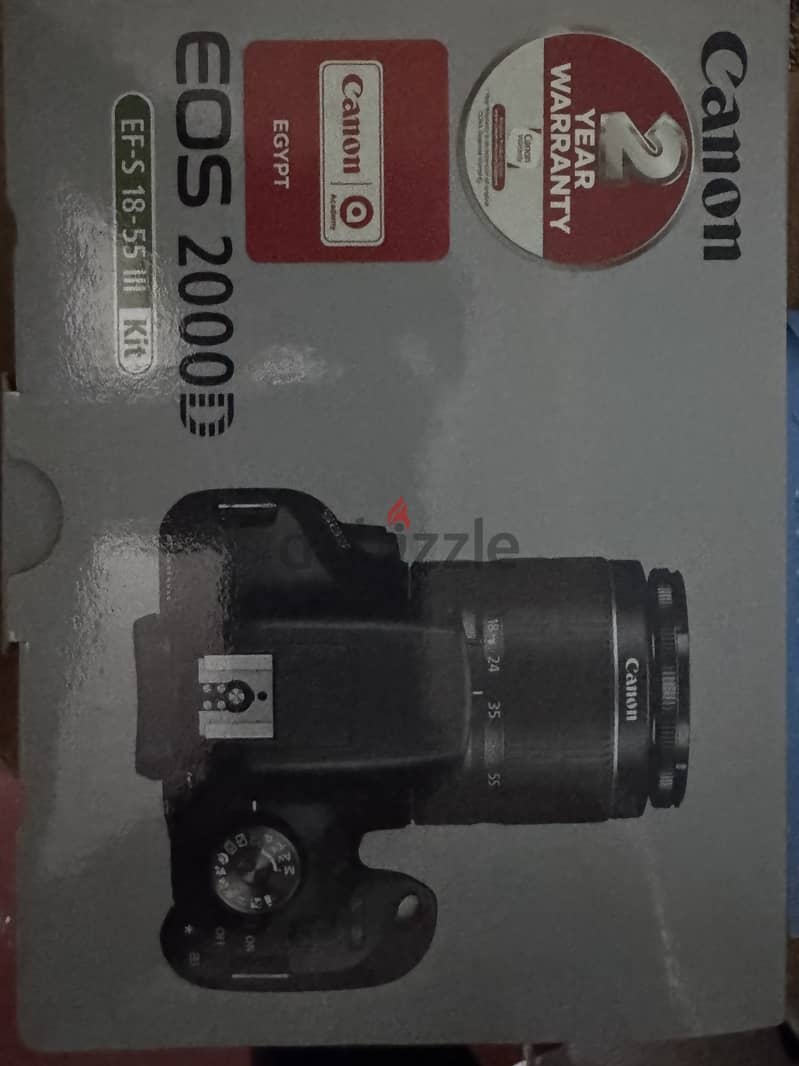 Camera EOS 2000 D with cover and memory card 5