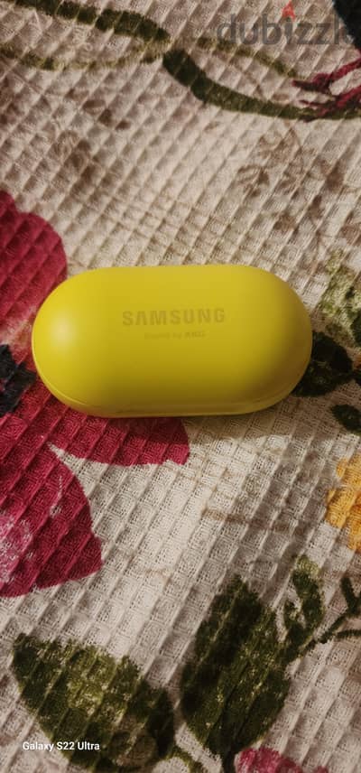 Samsung Galaxy Buds - لون أصفر لقطة للبيع