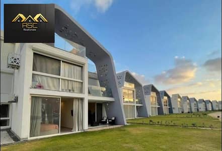 اقل سعر فيلا منفصله للبيع - فى فوكا باى راس الحكمه الساحل الشمالى - برايم لوكيشن صف اول اللاجون - بحرى صريح - على اوسع مكان على اللاجون - 5 غرف لقطه