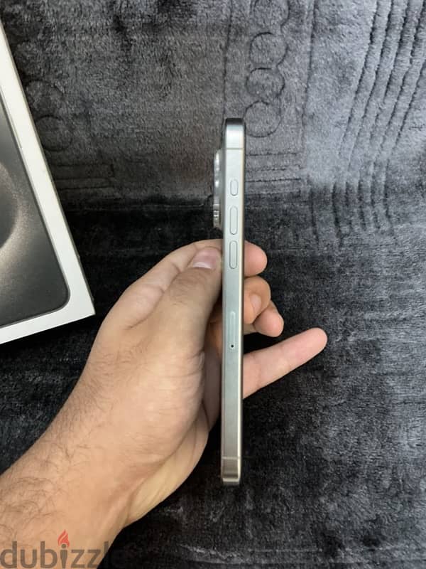 iPhone 15 pro max 2
