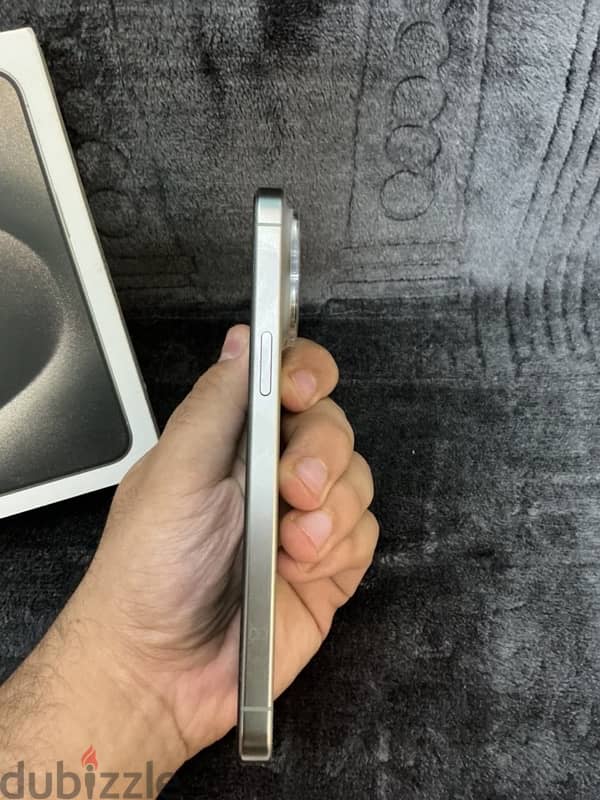 iPhone 15 pro max 5
