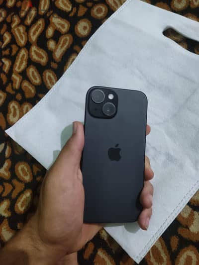 آبل - آيفون 15