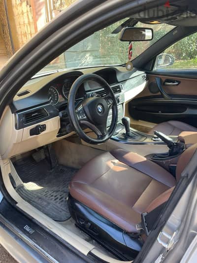 BMW 320 2008