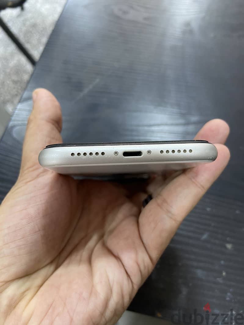 Apple - iPhone 11 3