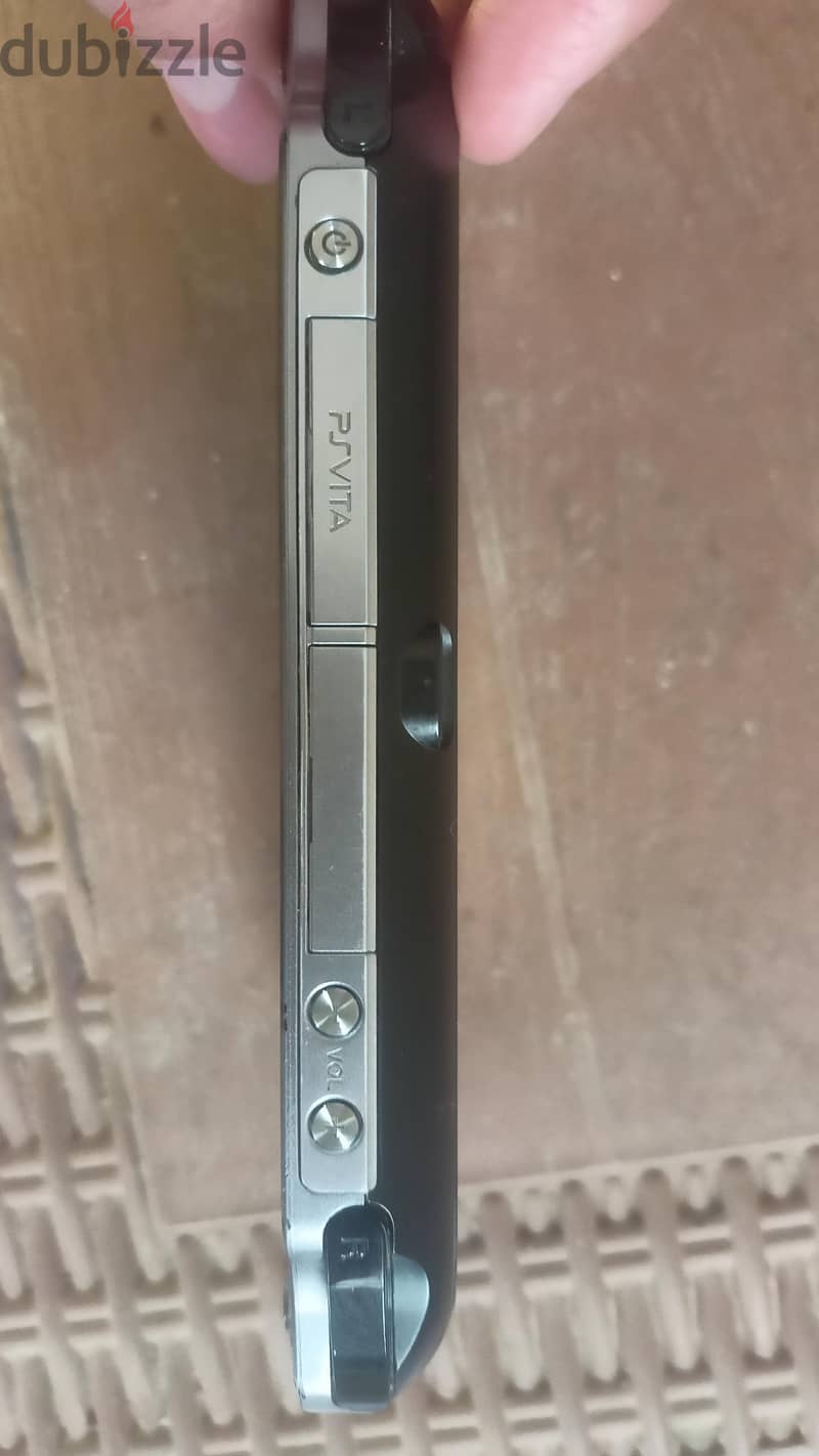 ps vita 4