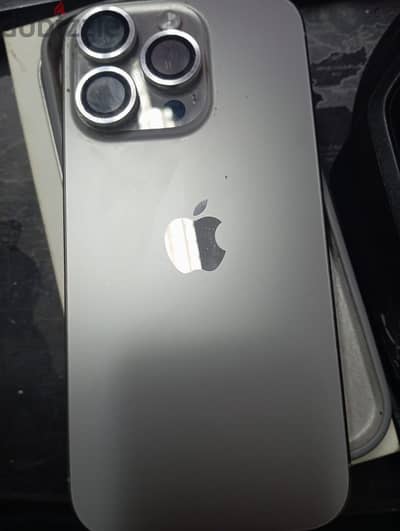 Apple - iPhone 16 Pro