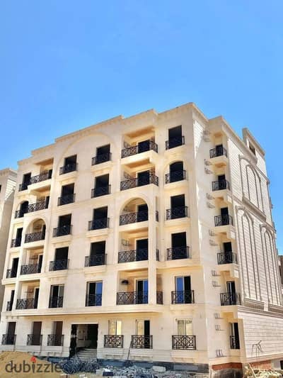 لو بتدور على بيت واسع يجمع بين الخصوصية والفخامة،