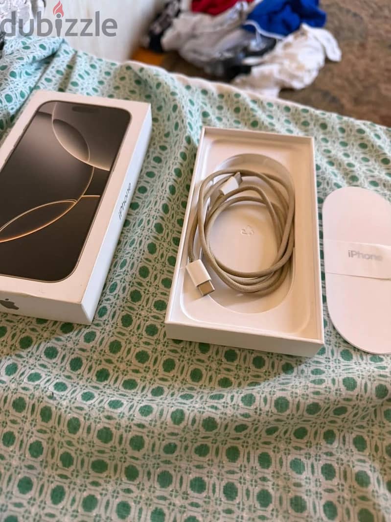 Apple - iPhone 16 Pro 5