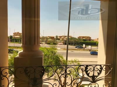  امتلك شقة في واحد من أقوى مواقع التجمع الخامس – اللوتس الشمالية    موقع مميز جدًا على شارع التسعين الشمالي مباشرة أمام بوابة كمبوند ديار.  