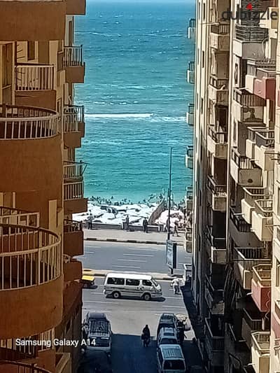 Apartment for sale with two bedrooms, a reception, a bathroom, and a kitchen, 90 square meters on Main Street 45, but the view is Mina Agadir Street
