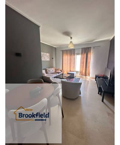 ستوديو للايجار مفروش بالكامل فى كمبوند ذا فيلدج بجوار شارع التسعين والجامعة الامريكيه Fully Furnished Modern Studio for Rent in The Village