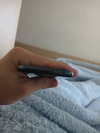 Apple - iPhone 11 Pro