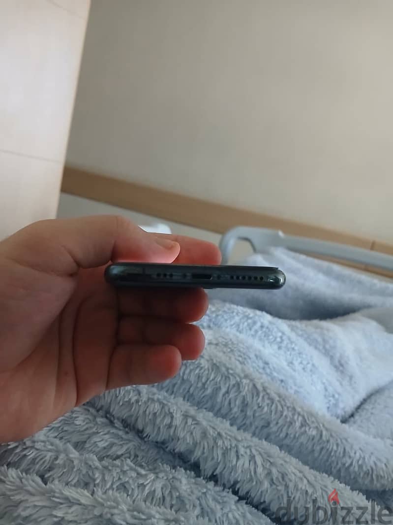 Apple - iPhone 11 Pro 1