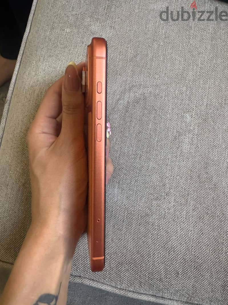 Apple - iPhone 17 Pro Max 3