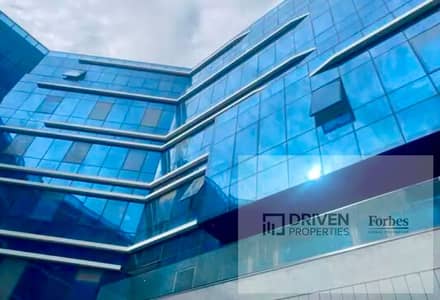 مكتب للإيجار في كيرنل بيزنس هاب القاهرة الجديدة على شارع التسعين الشمالي متشطب بالكامل وجاهز للتشغيلKernel Business Hub New Cairo North 90 Street