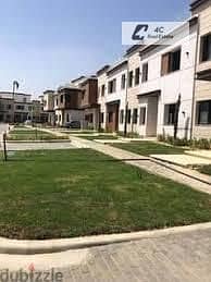 تاون هاوس ميدل 4 غرف نوم  للبيع في كمبوند أزار 2 التجمع الخامس القاهره الجديده  Azzar 2 Compound, Fifth Settlement, New Cairo