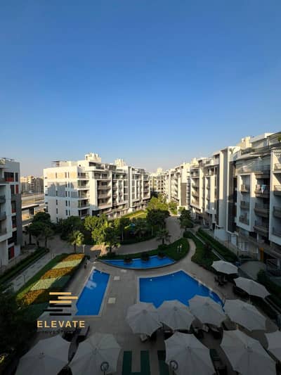 apartment 195m first use for rent at the icon compound new cairo  super lux