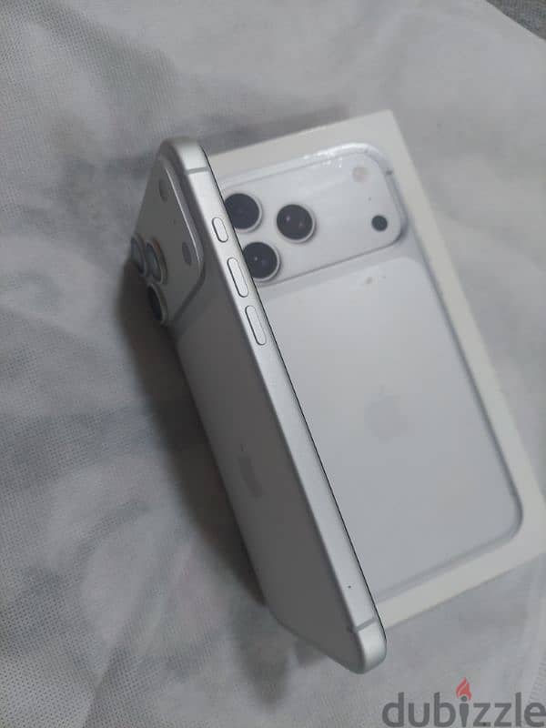 iPhone 17 Pro Max 2