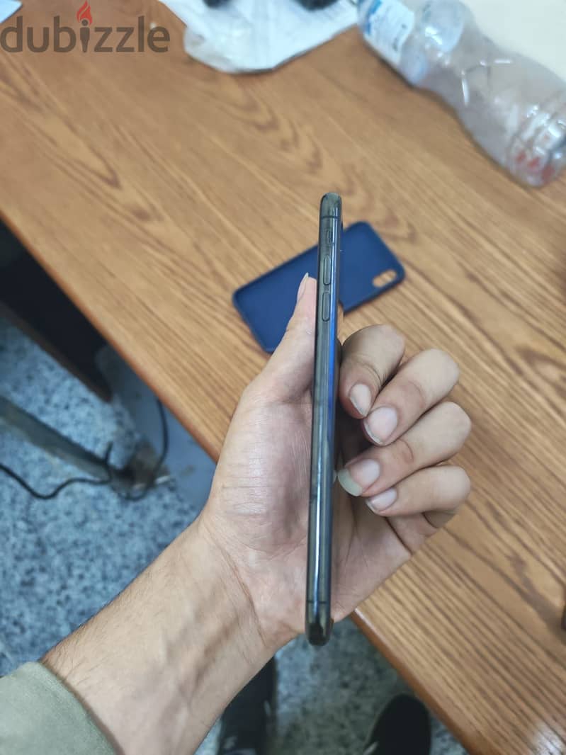 Apple - iPhone XS Max 1