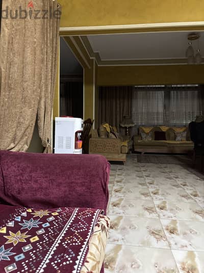 شقه للبيع