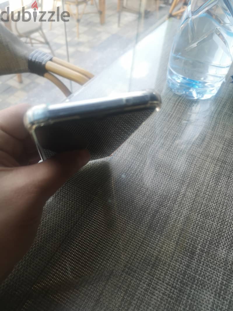 Vivo V23 4