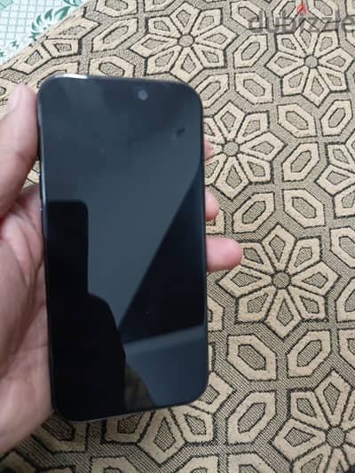آبل - آيفون 15 برو