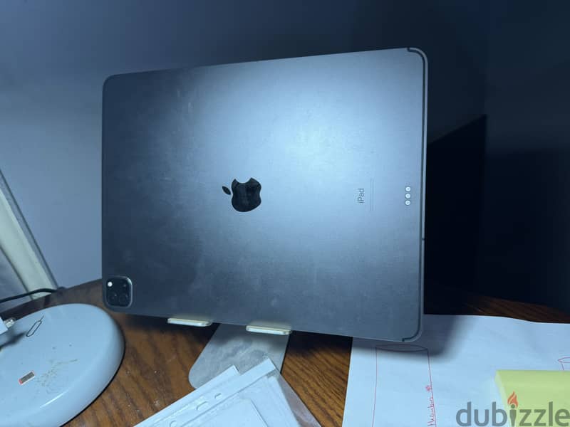 Ipad pro 4th 12.9 512 cellular new condition 4