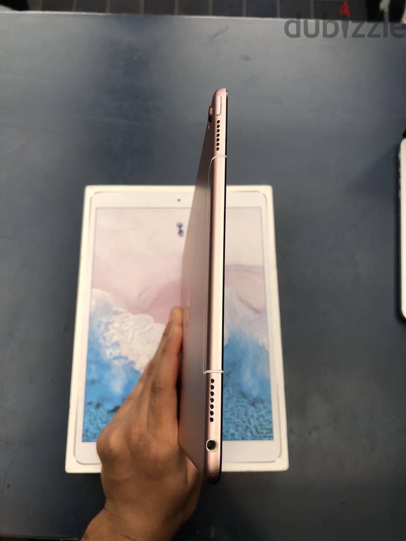 iPad  pro  9.7 inch 256GB 2