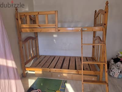 سرير بدورين للبيع بحاله كويسه