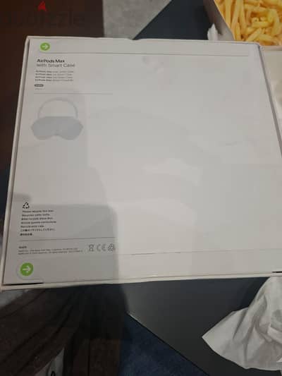 سماعات AirPods Max