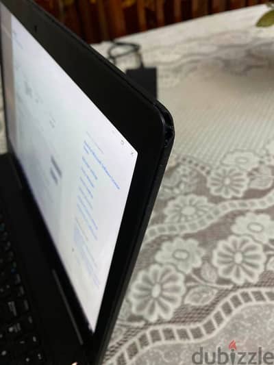 Laptop workstation