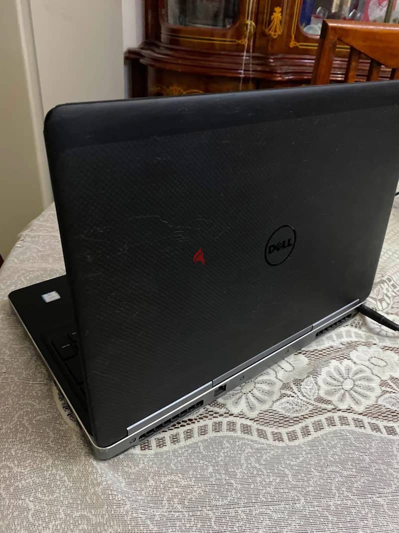Laptop workstation 1