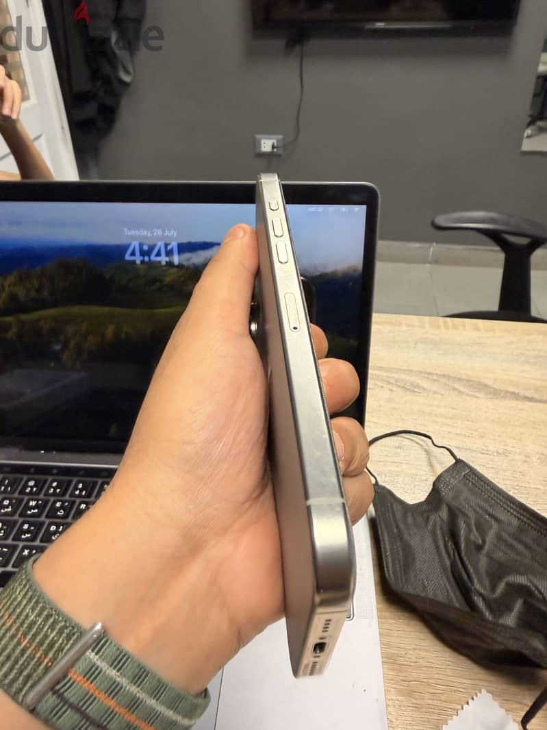 Apple - iPhone 16 Pro Max 2