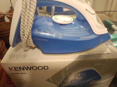 مكواة بخار Kenwood 2200w جديدة بالكرتونة والضمان