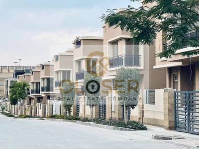 اخر فيلا للبيع بمقدم 1M فقط  وتقسيط ع 12 سنة في تاج سيتي Taj city امام مطار القاهرة الدولي