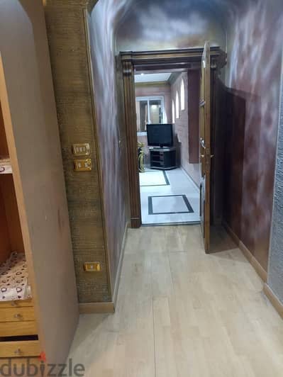 شقة ممتازة للبيع بشارع الجزائرالرئيسي المعادى الجديدة