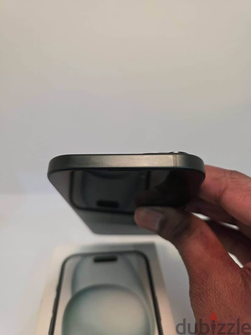 Apple - iPhone 15 2