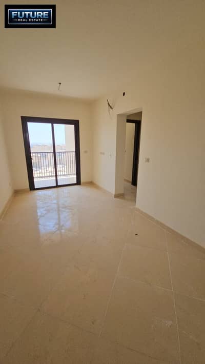 96 m apartment in Newm Compound in Porto October next to Mountain View