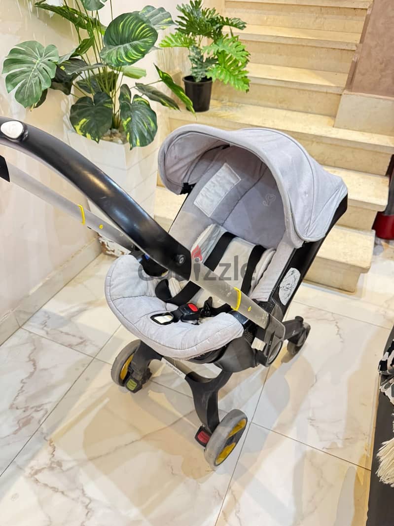 Donna + stroller 1