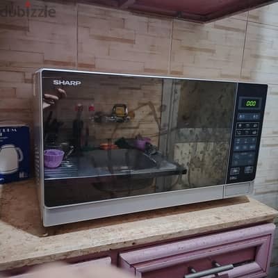 مكرويف شارب 25 لتر حالته ممتازه