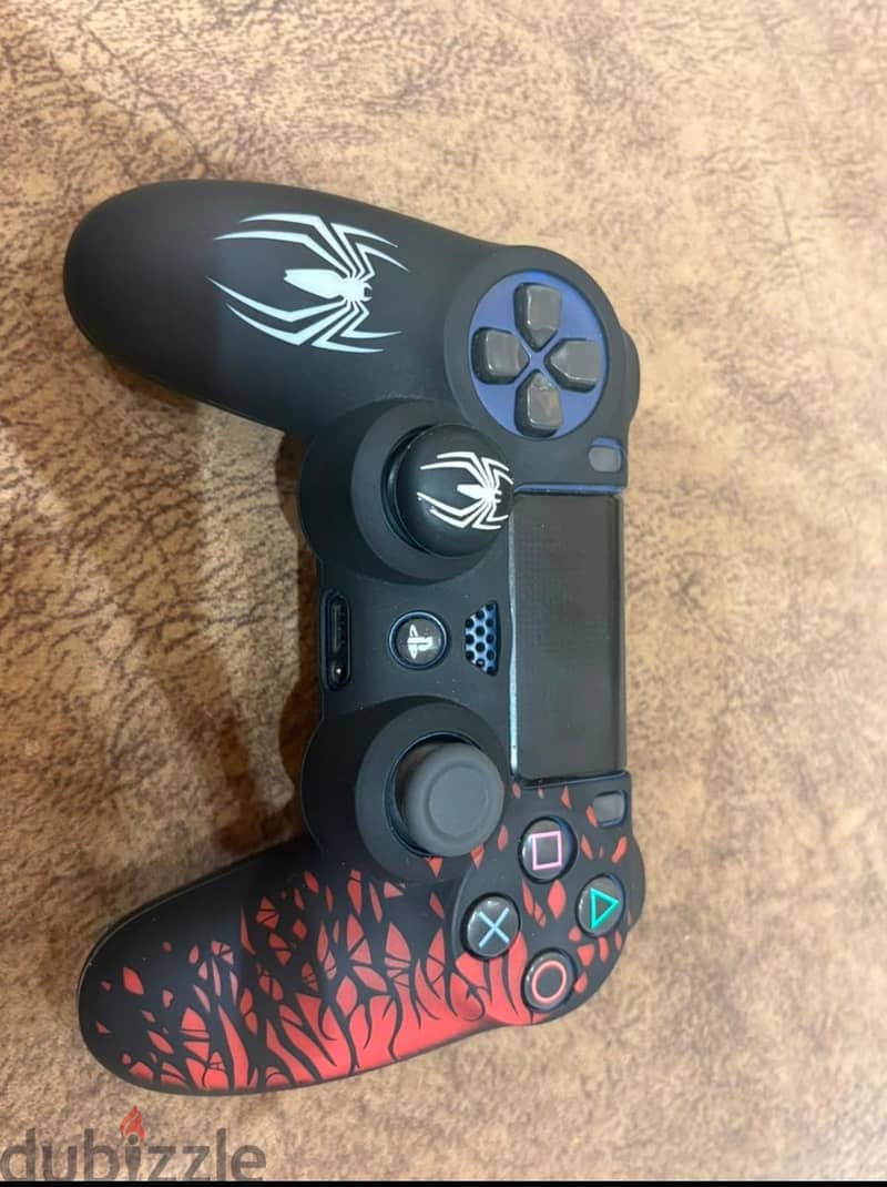 PS4 Slim 5