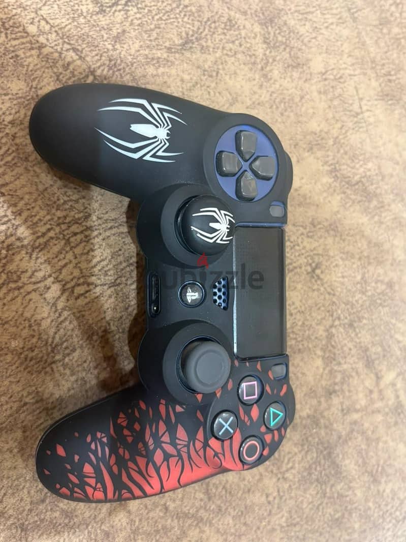 PS4 Slim 6
