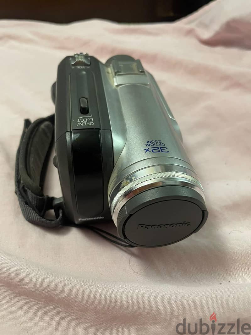 camera 1