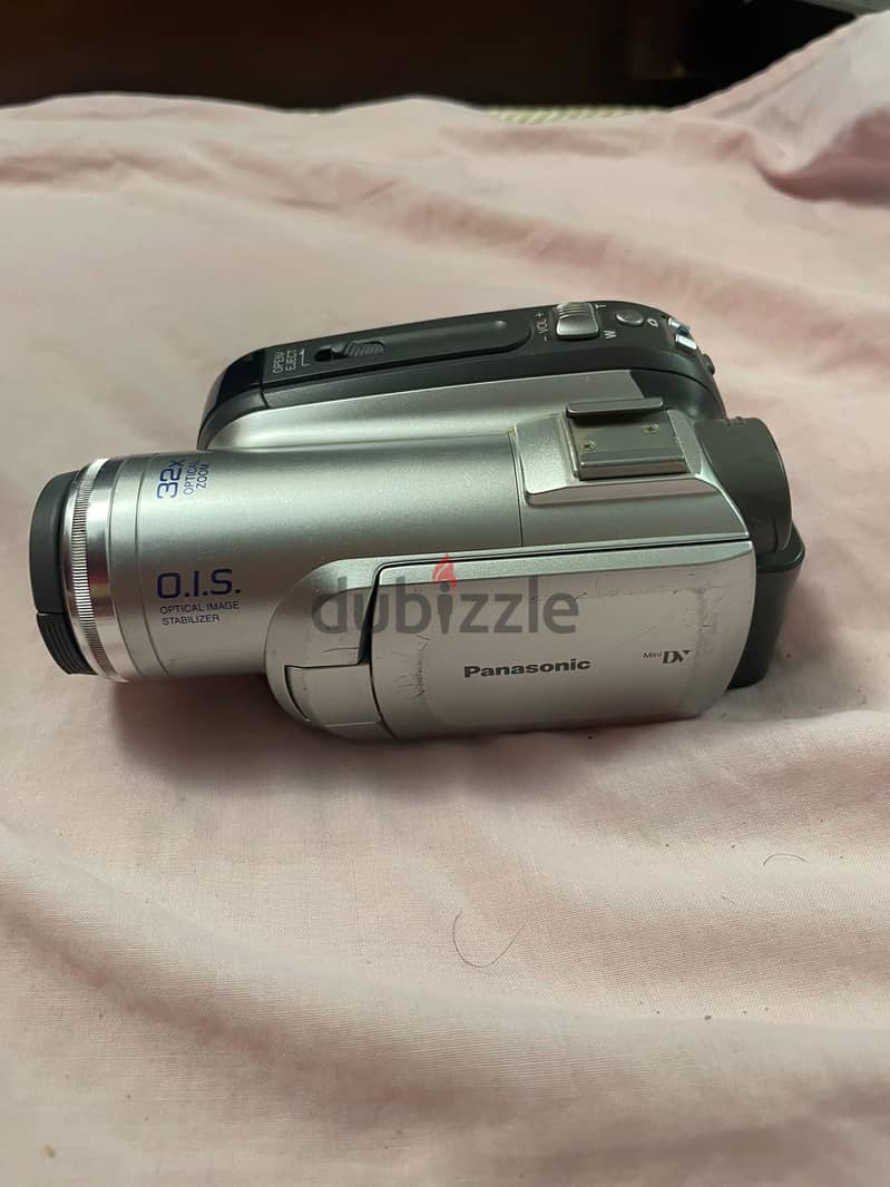 camera 3