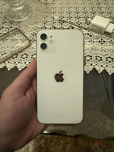 Apple - iPhone 11
