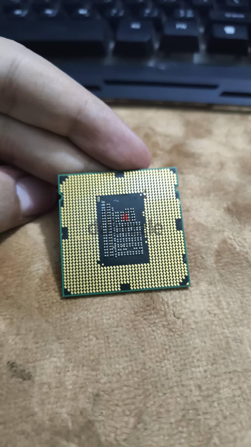 Intel Core i3-2120. 2